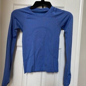 Worn twice!!! EUC Lululemon swiftly tech